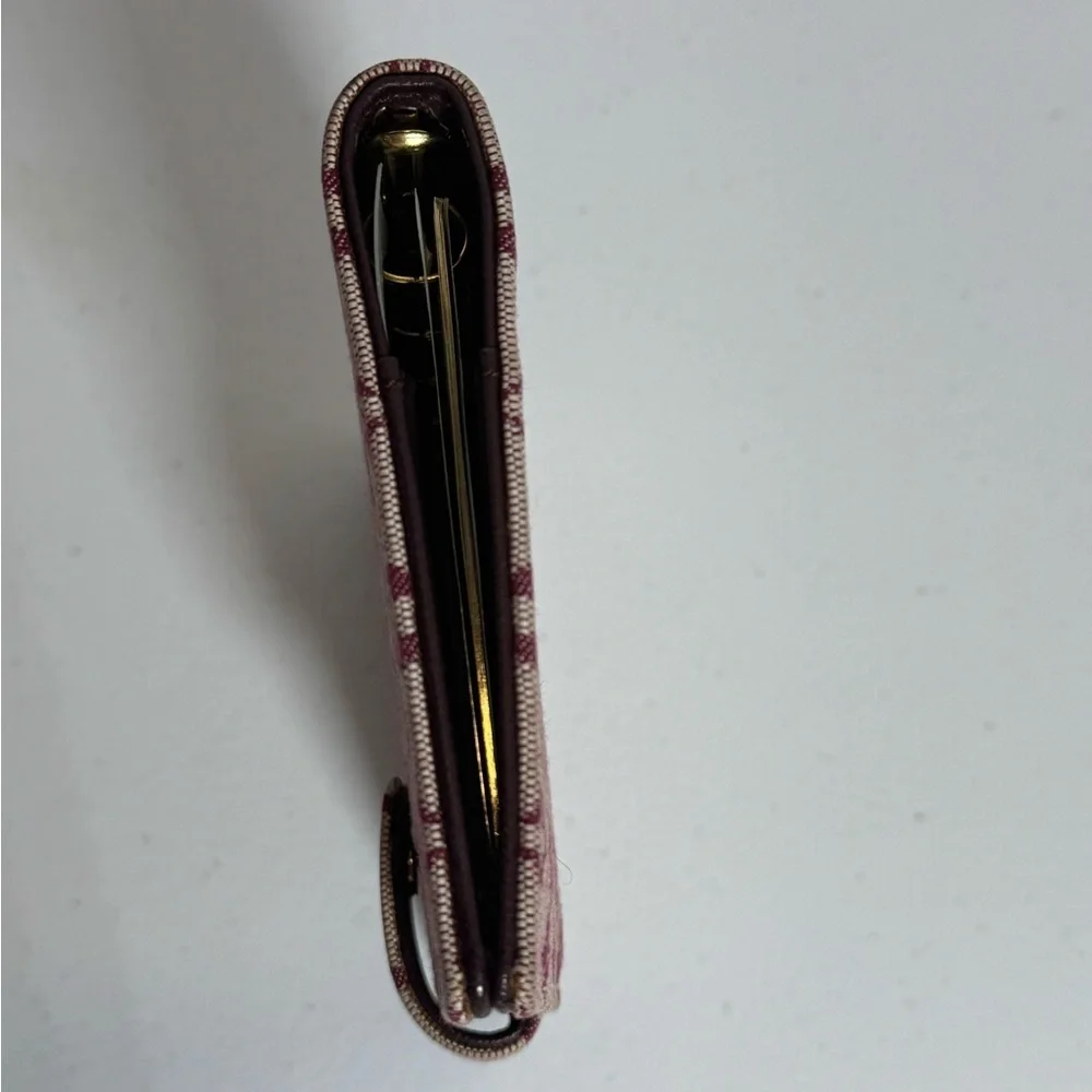 AUTHENTIC Louis Vuitton Red and Cream Monogram Mini Lin Agenda